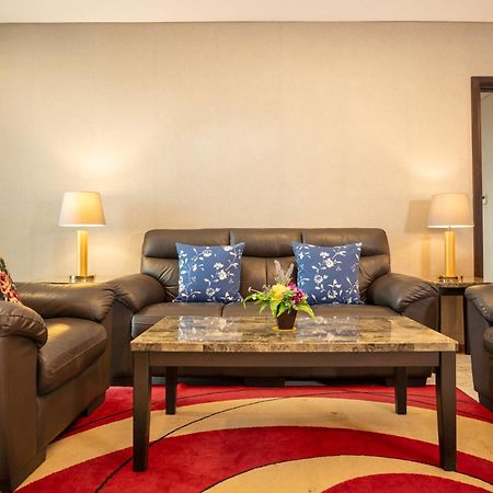 Nagoya Hill Hotel Batam Esterno foto